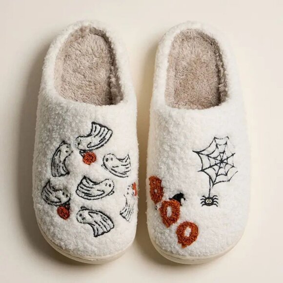* NEW ARRIVAL * Halloween Boo Slippers - Picture 1 of 2